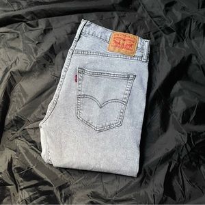Men’s Levi’s 512 jeans